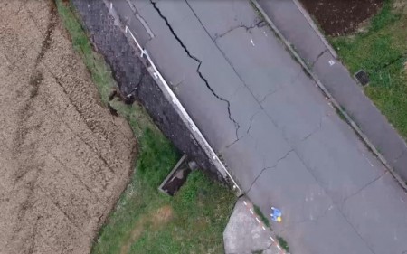 地震1
